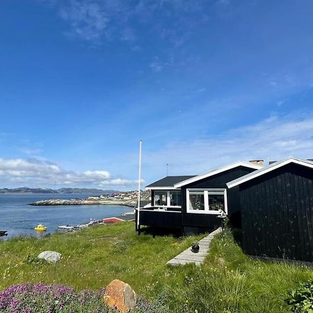 Willa The Black House Tuapannguit 48 Nuuk Zewnętrze zdjęcie